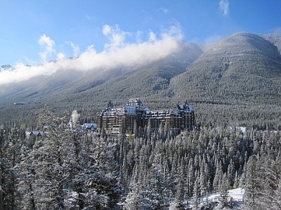 雪景色のバンフスプリングスホテルfromサプライズコーナー